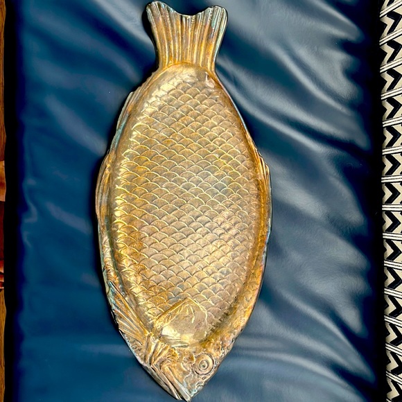 Reed and Barton 100 silver plate fish platter - Picture 1 of 6